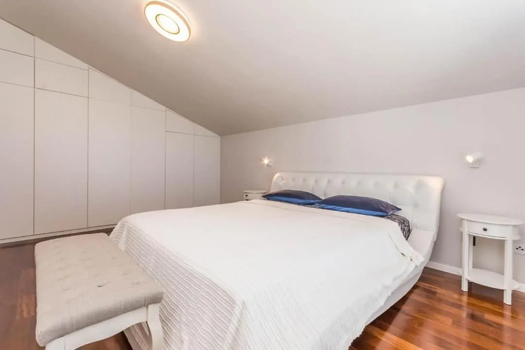 بيت للعطل فيلا Family Friendly House With A Swimming Pool Gornje Rastane, Biograd - 24616 Donje Rastane